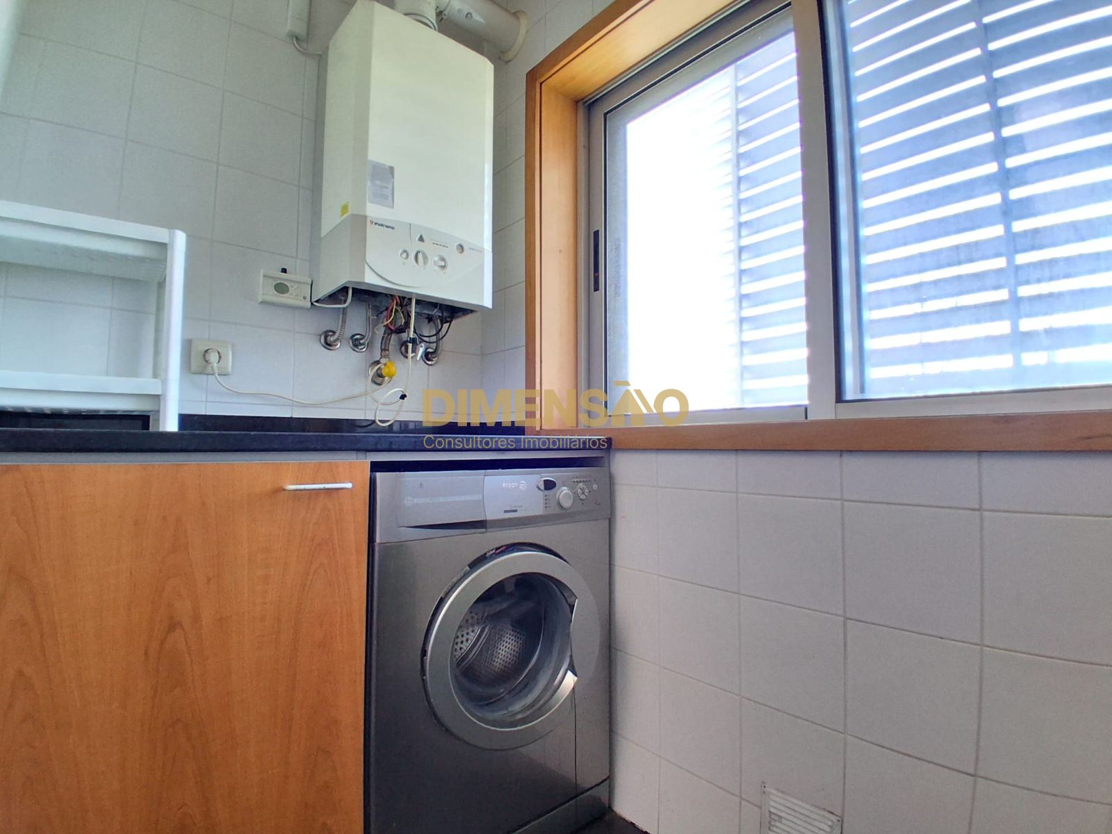 Apartamento T2 para Arrendamento em Pedrouços